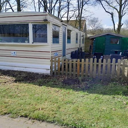 Chalet 14 Met Airco Familiecamping De Tien Heugten Schoonloo Drenthe Екстер'єр фото