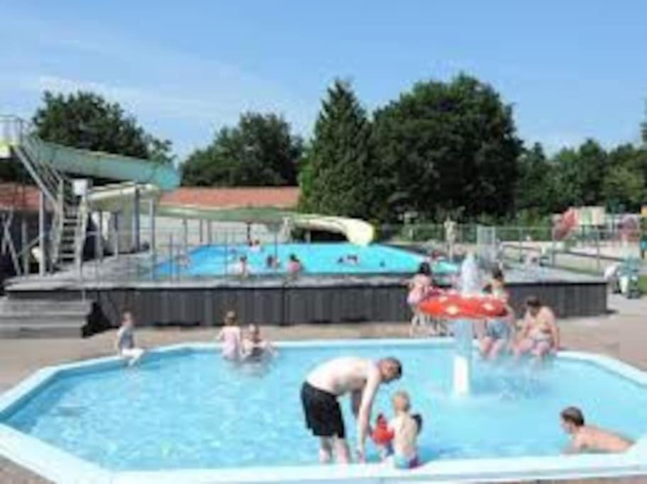 Chalet 14 Met Airco Familiecamping De Tien Heugten Schoonloo Drenthe Екстер'єр фото