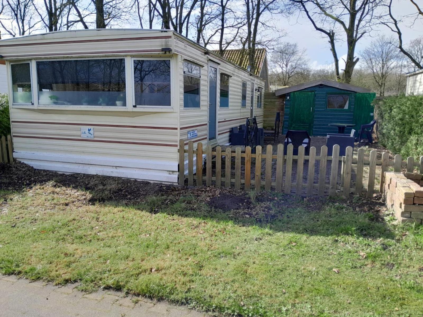 Chalet 14 Met Airco Familiecamping De Tien Heugten Schoonloo Drenthe Екстер'єр фото